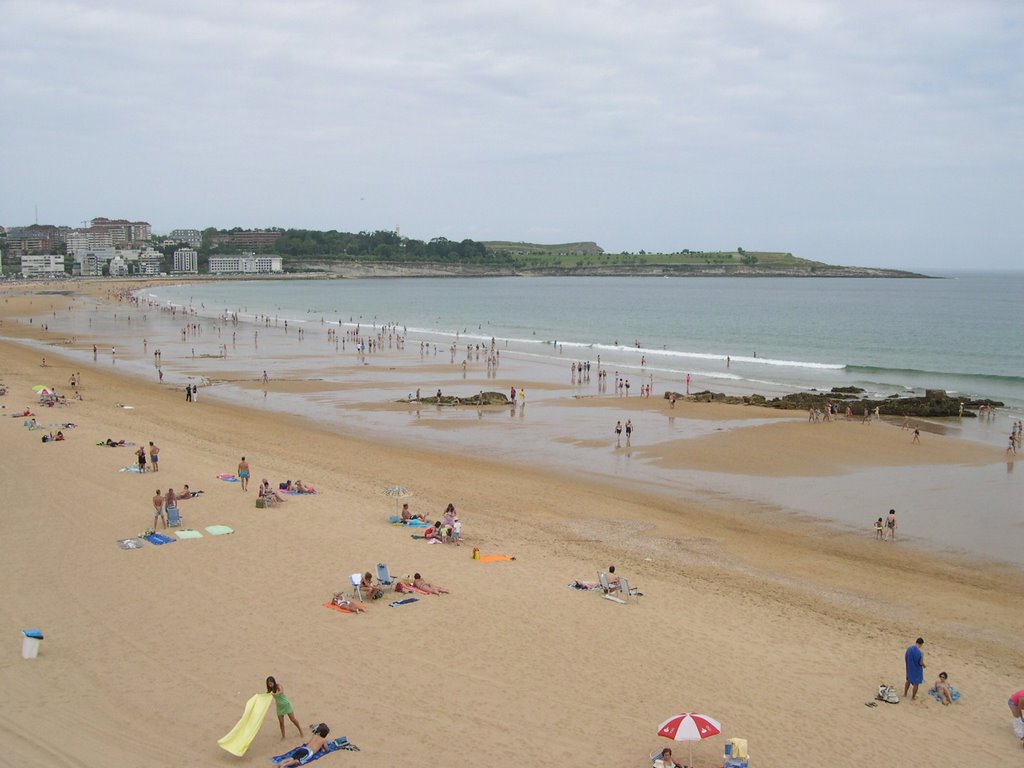 Playa de la Concha y del Sardinero. Santander by Pilar Roldán Jiménez