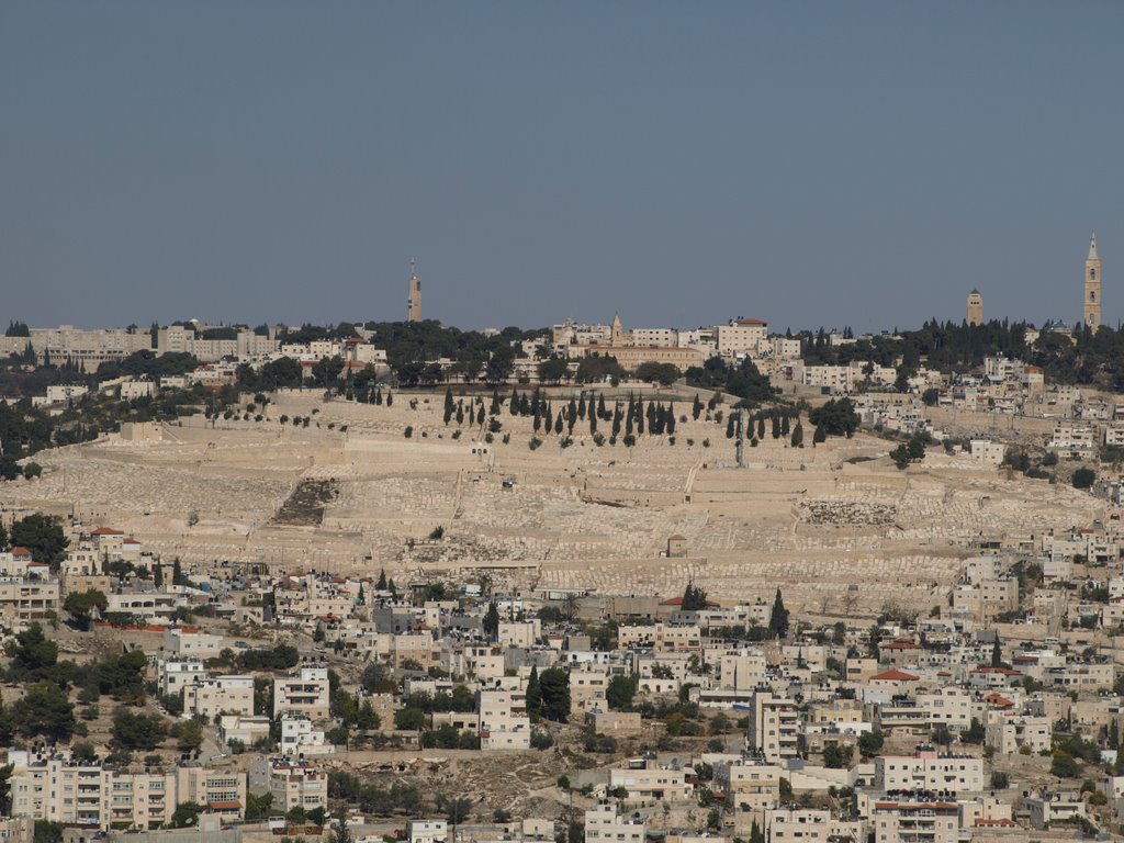 הר הזיתים מבט מכיוון טיילת ריצ'רד גולדמן by ‫אורן רחמים‬‎