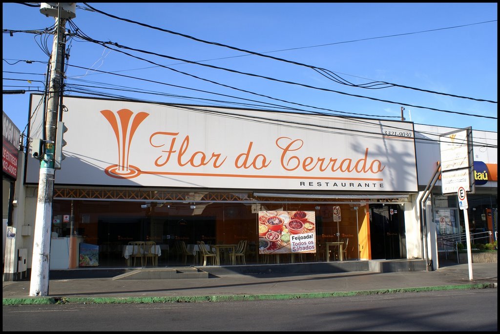 Flor do Cerrado Restaurante by Nélio Oliveira