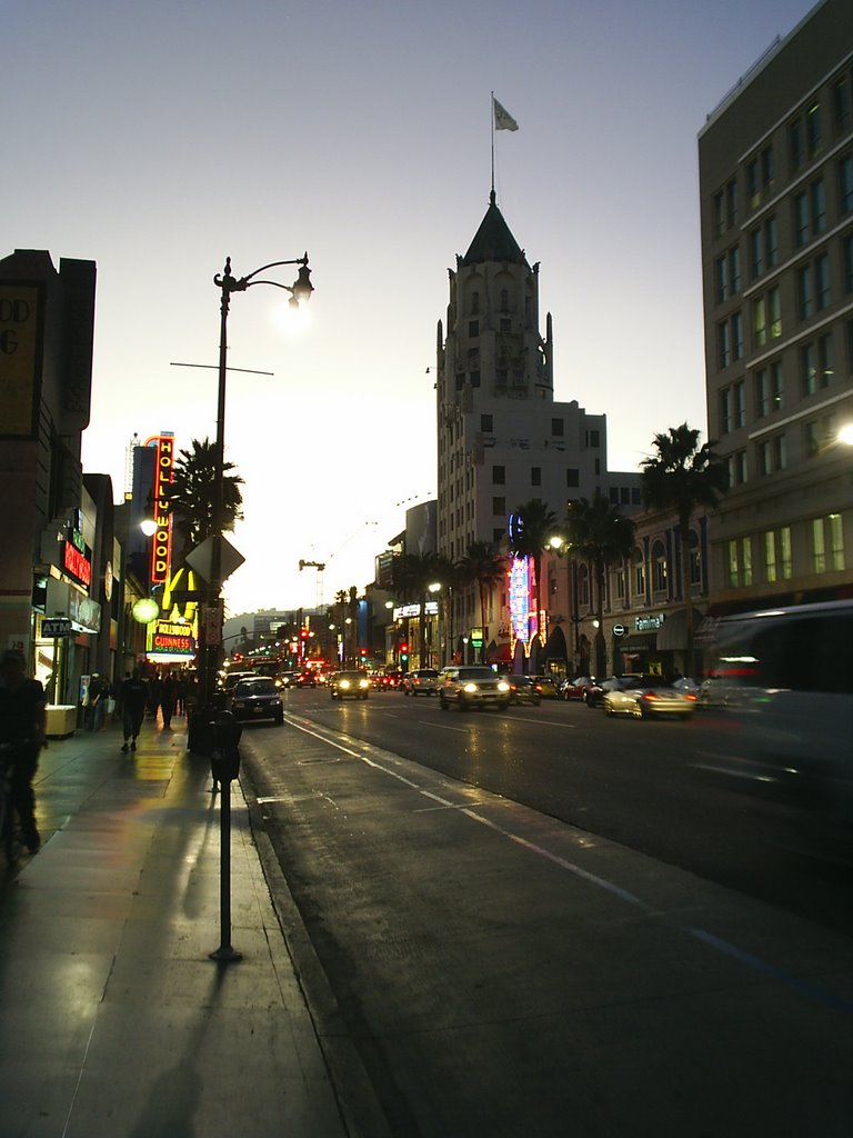 Walk of Fame in the Evening by Der_Geograph