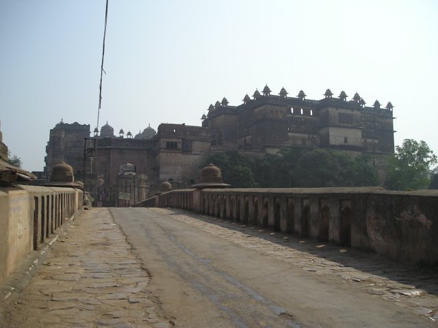 Maharaja Palace in Orchha (IR) by Ireneusz Retkiewicz