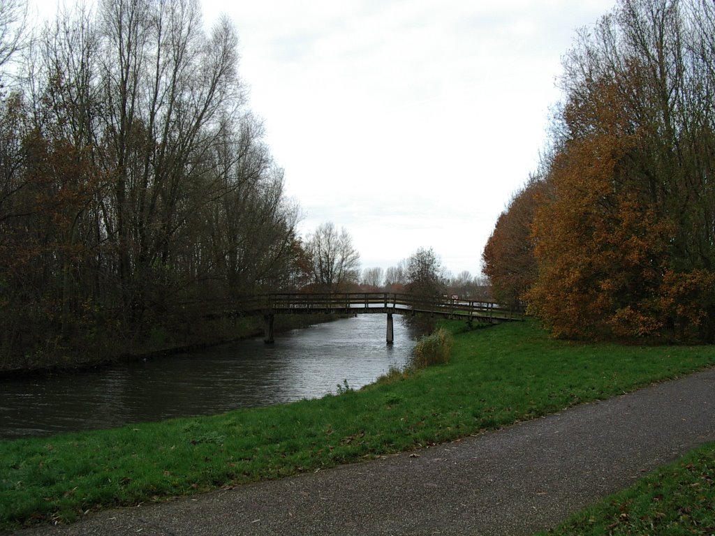 Almere - Leeghwaterplas by Stojan Nejkov