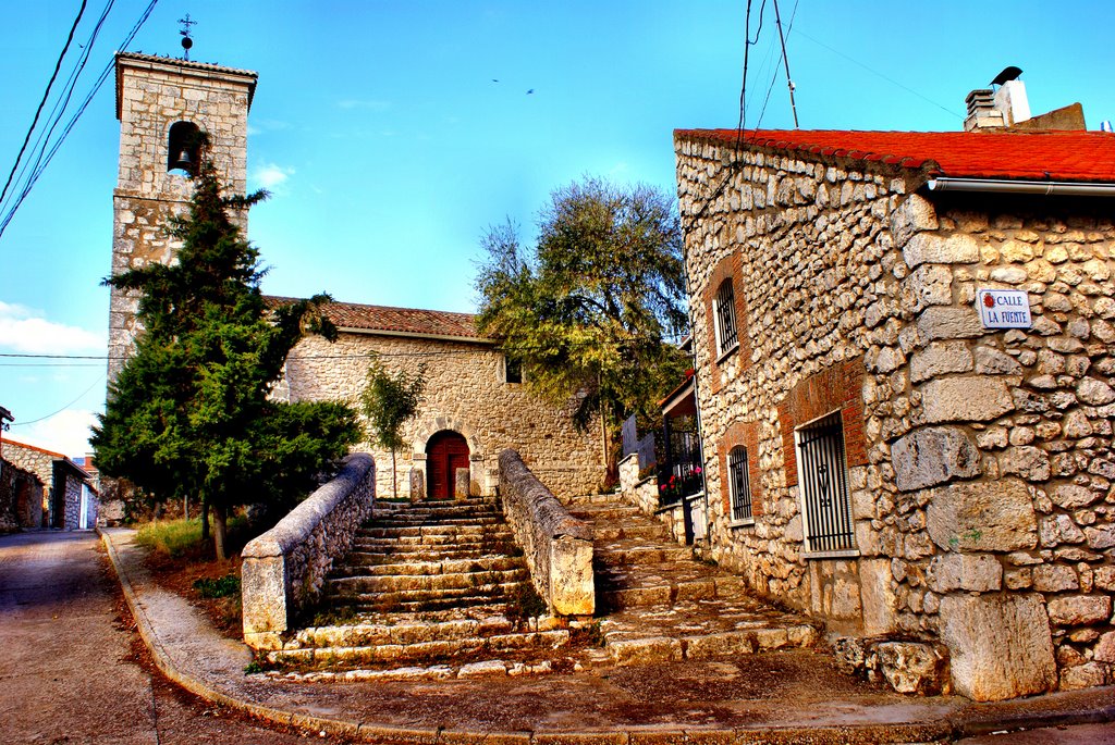 Subida a la iglesia Casas de San Galindo by lean56