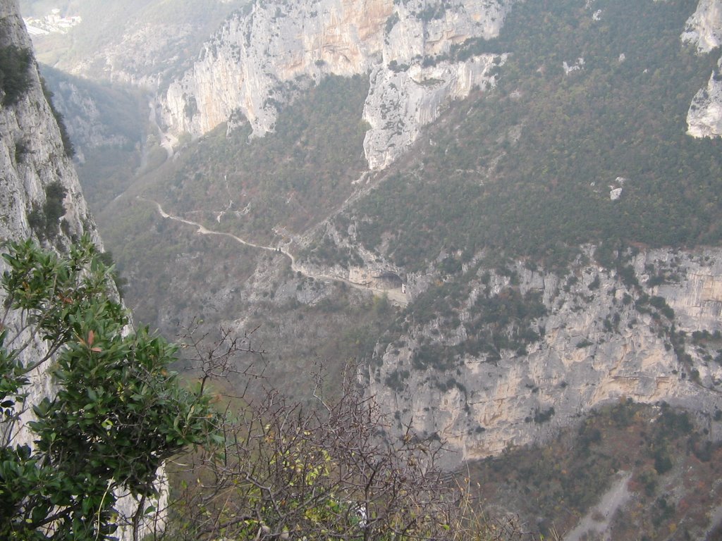 Madonna di Frasassi vista dal belvedere by Luigi Ciancamerla