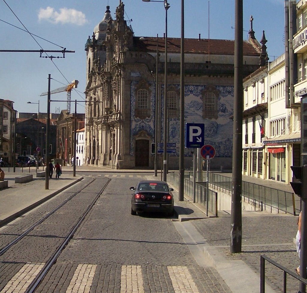 Iglesia de Nuestra Señora del Carmen, Oporto. by Evelio de Feria