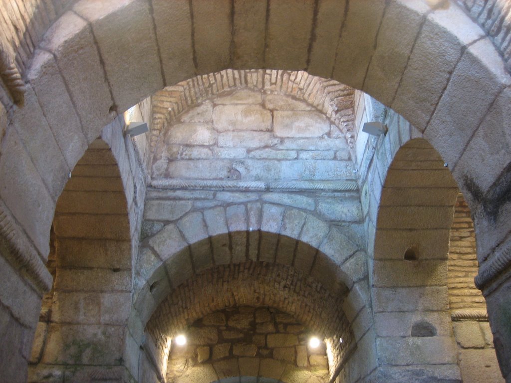 Iglesia de Santa Comba de Bande (Ourense) by Moreda