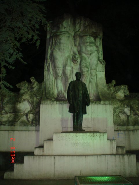 Monumento Rodríguez Peña by samuel11