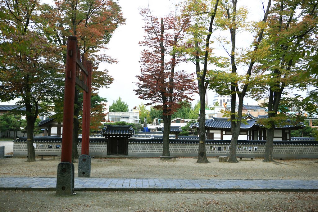 Jeonju hanok village 경기전 by visitkorea.or.kr