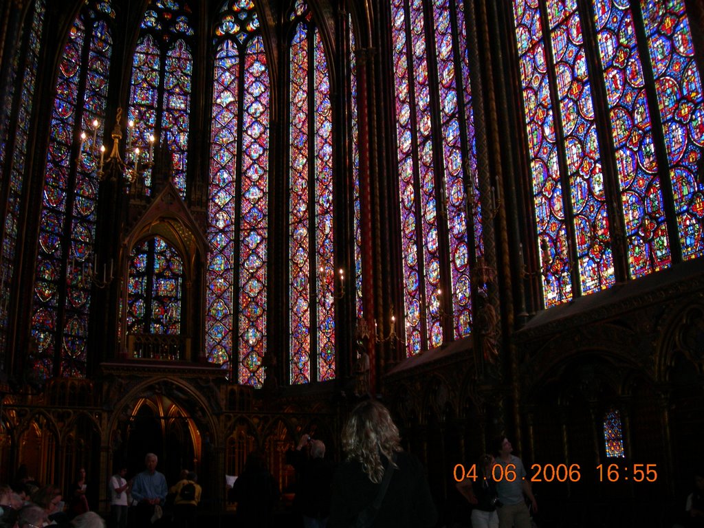 Vitraux de la Sante Chapelle by Walter Carrizo