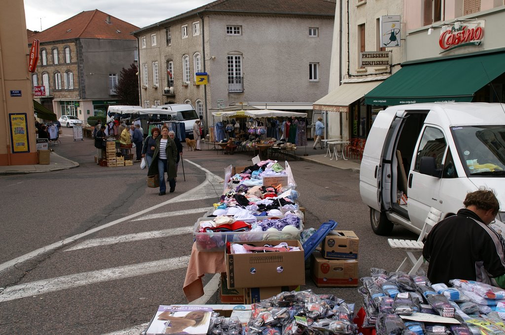 Marche a St Just en Chevalet by Vincent Peters