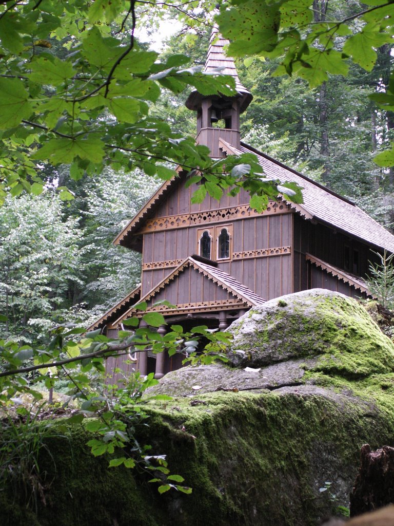 Waldkapelle by fmundil