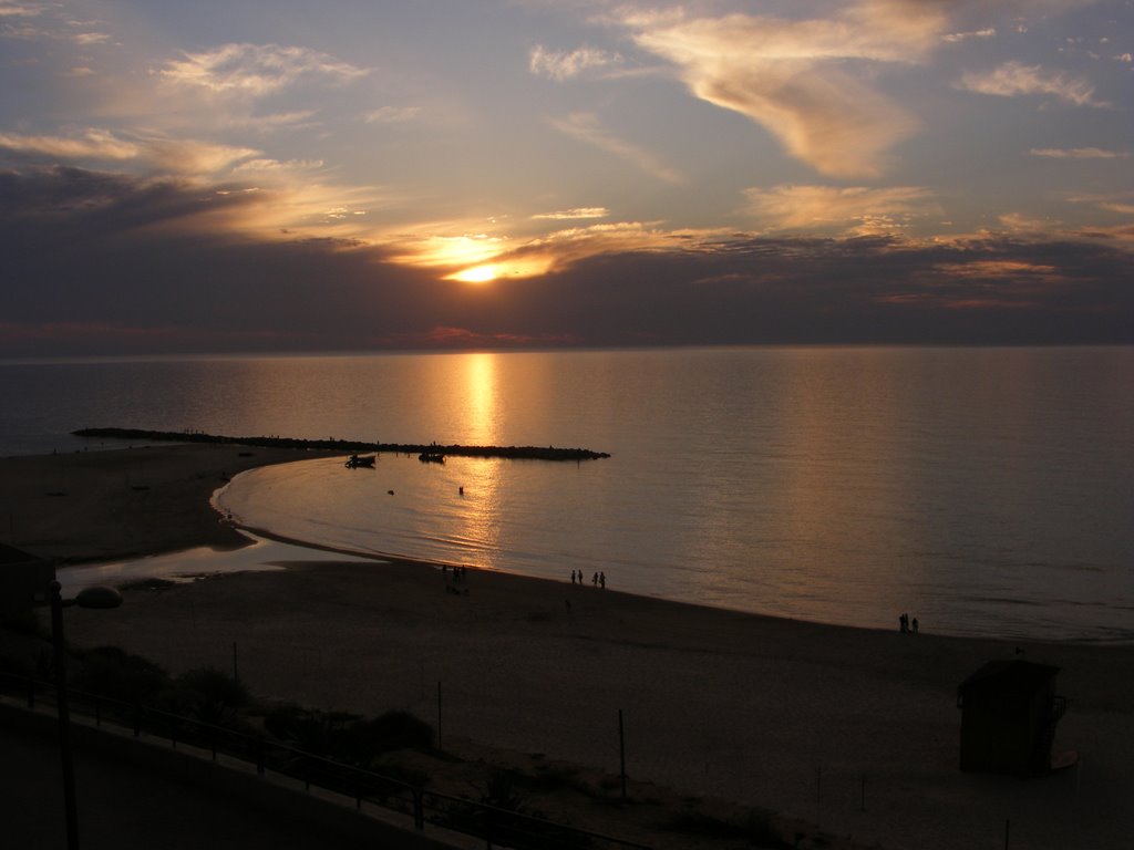 Sunset in Netanya by romanliv