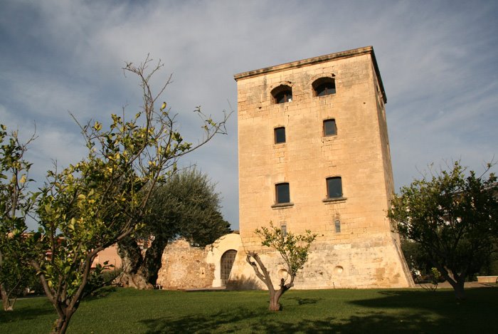 Torre Vella o de Carles V by marathoniano