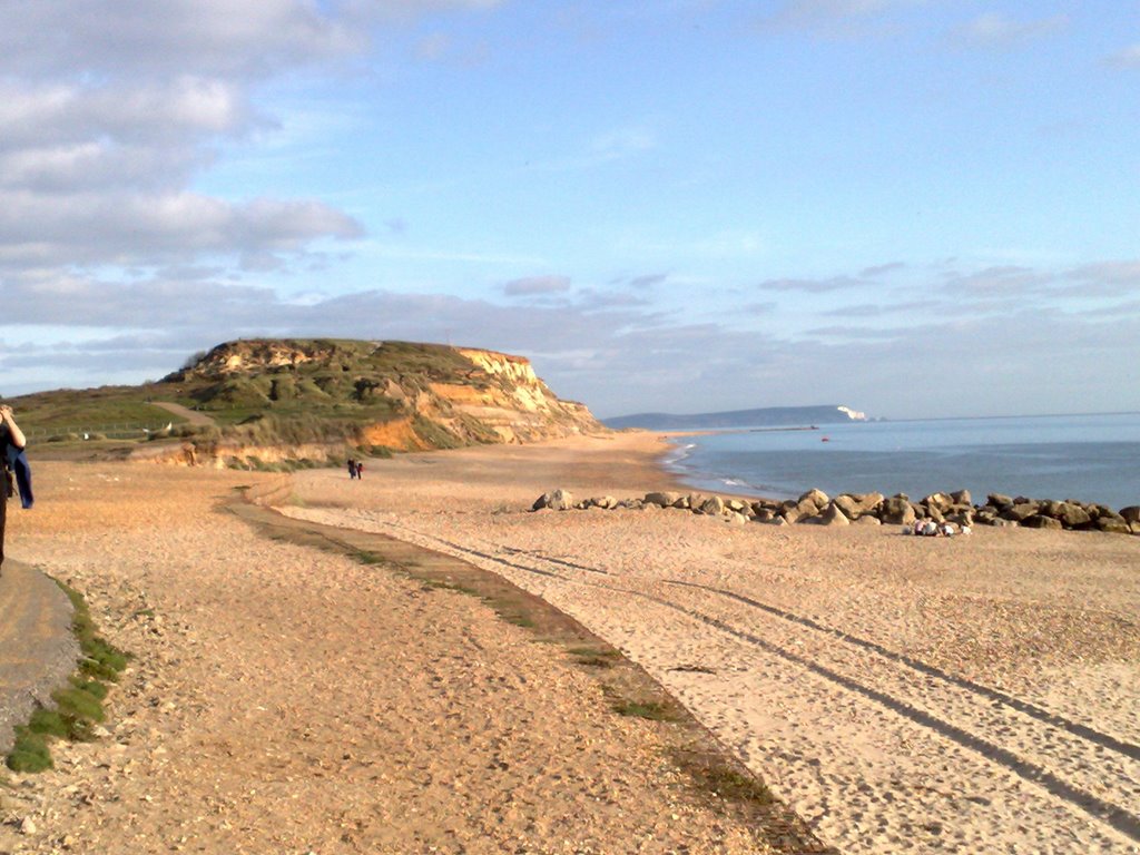 Hengistbury Head by dunkindiver