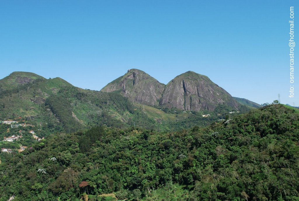 Vista das Duas Pedras em Nova Friburgo. Foto: Osmar de Castro by Acervo Digital Castr…