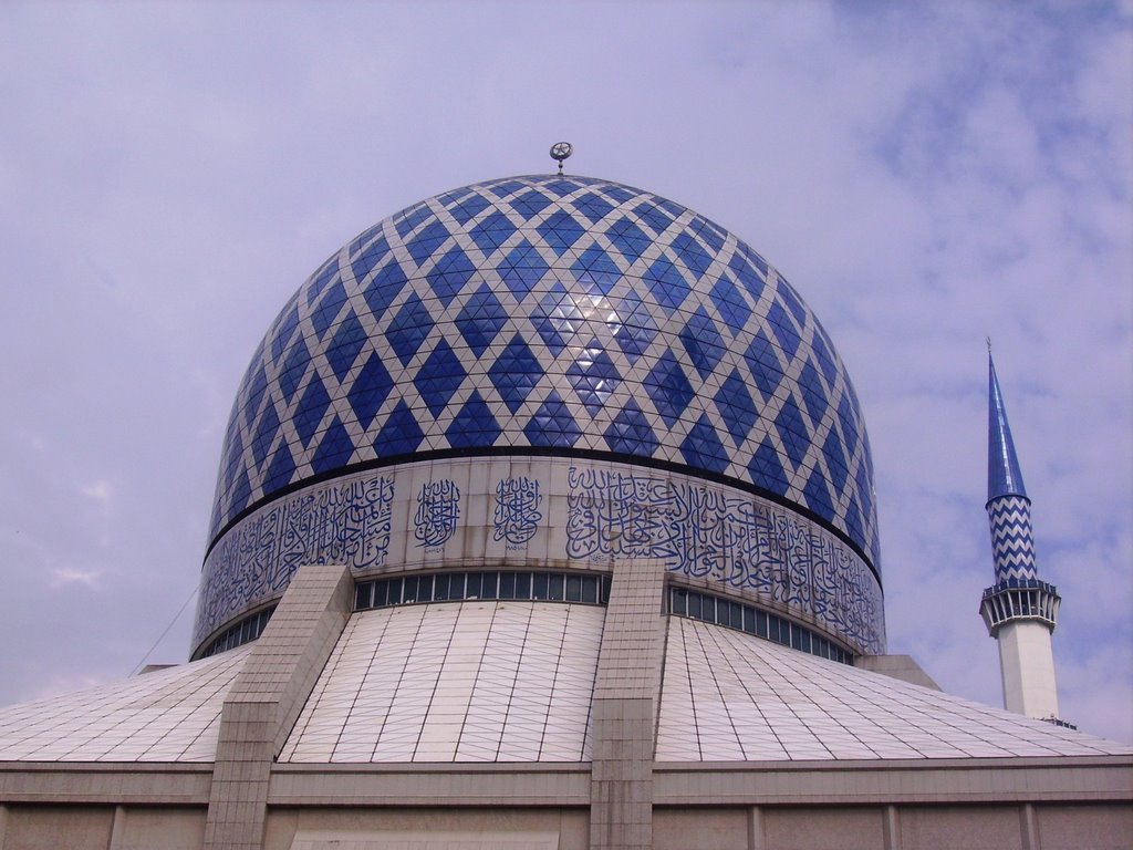 Masjid Sultan Salahuddin Abdul Aziz Shah by darul ridzwan