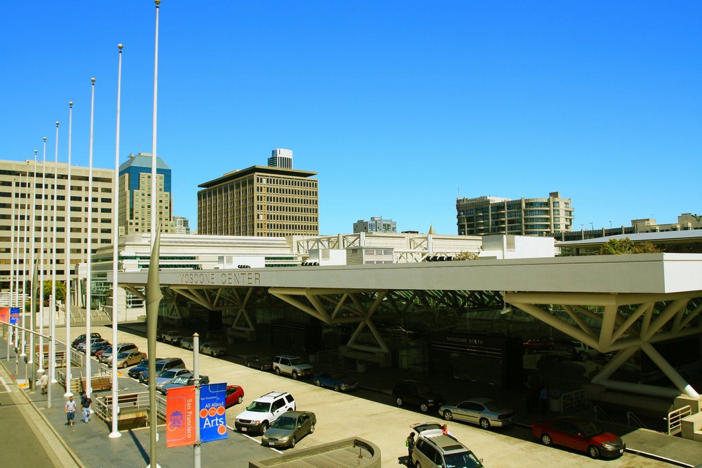 Moscone Center on Mission street by Rosencruz Sumera