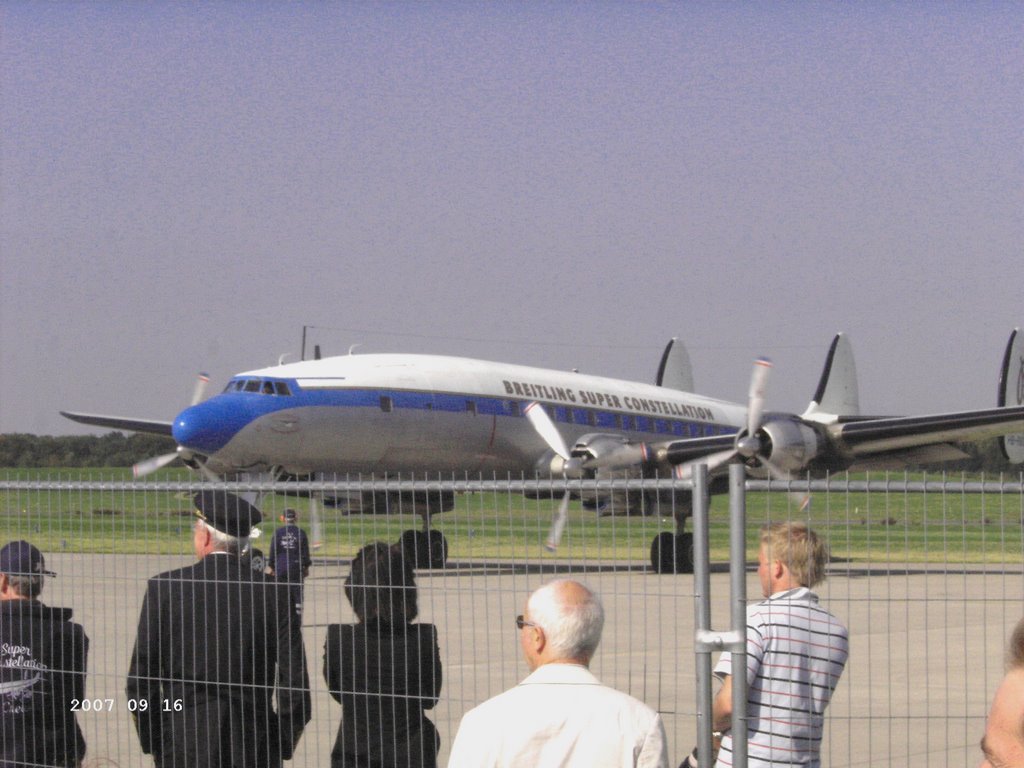 Super Constellation, Airport Days Hamburg 2007 by Ralf Jankowski