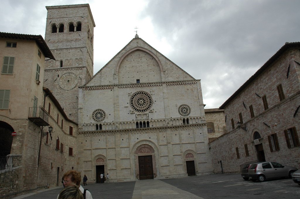 06081 Assisi, Province of Perugia, Italy by ALPHA HSU