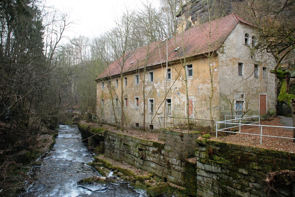 Lochmühle, leider im Verfall by mgseewald