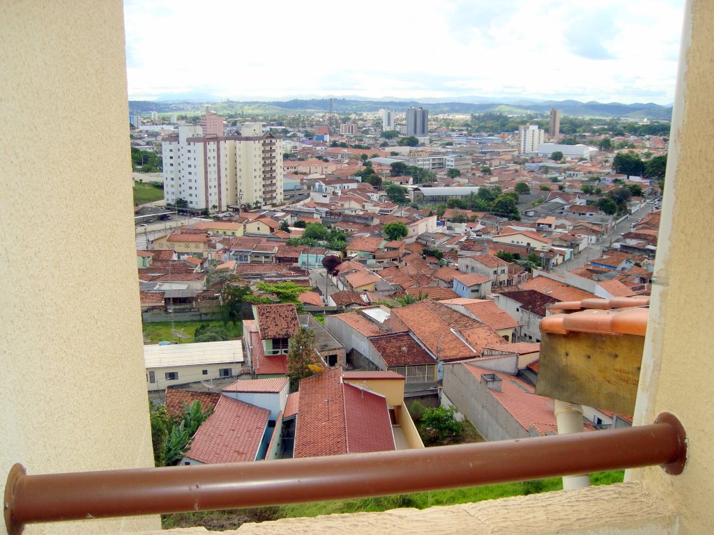 JACAREÍ, VISTA A PARTIR DO CONDOMÍNIO VILLA EUROPA by leonir angelo lunard…