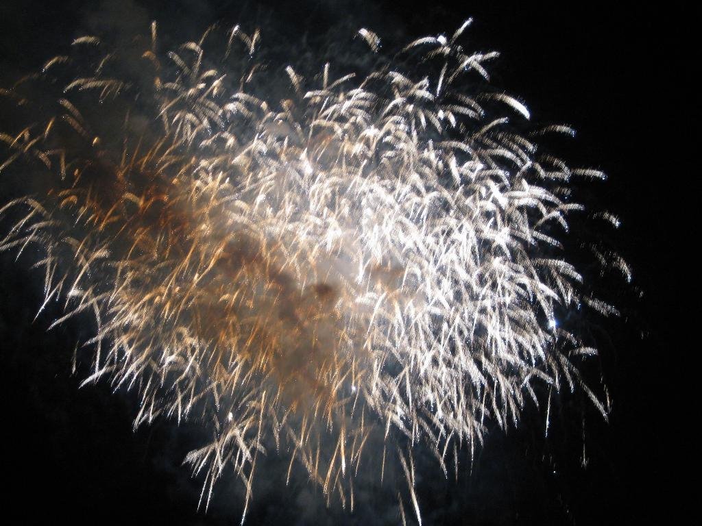 Fireworks for QE2 (1) by *cosmopolitan*