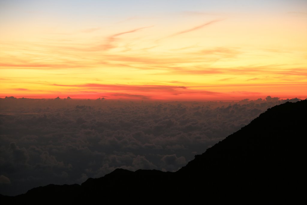 Sunrise on Haleakala by Juno Yoon