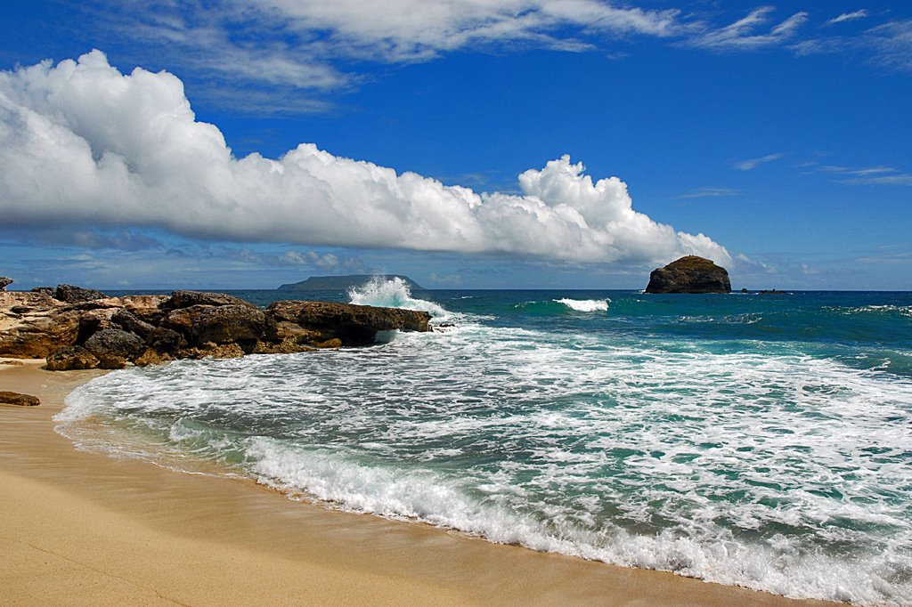 La Pointe des Chateaux by Jean HIBLOT