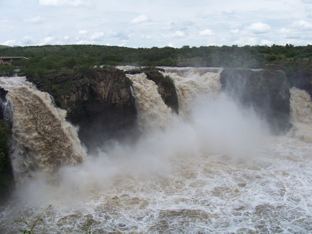 El Saltito, Durango by Israel Lerma