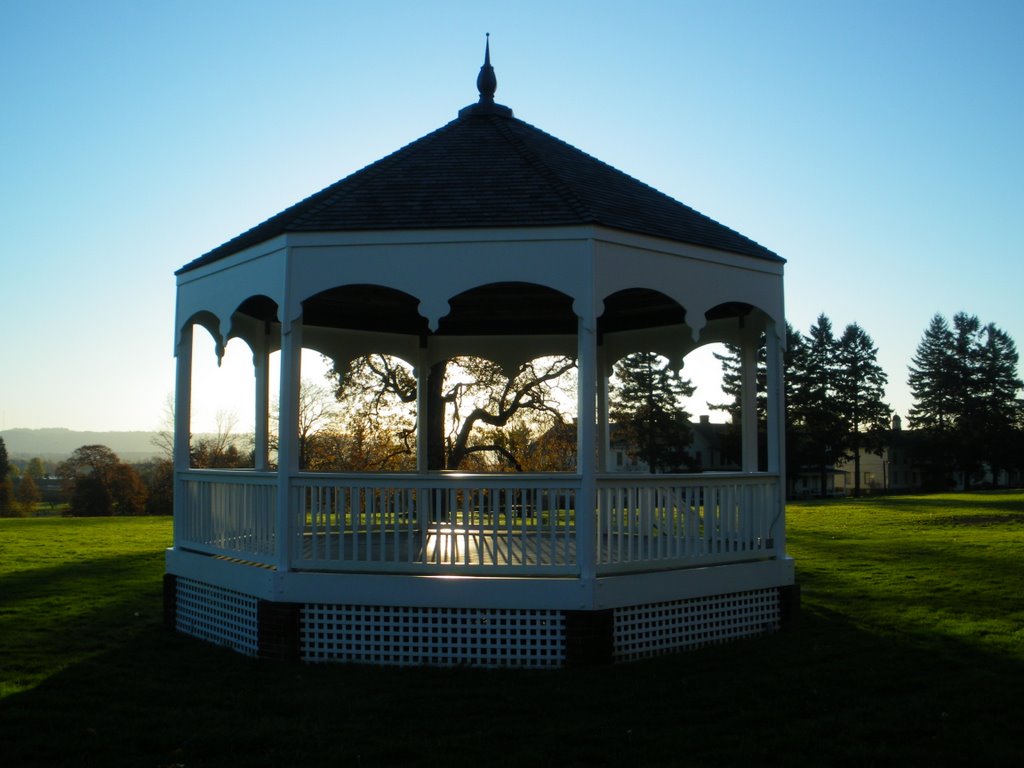 Parade Grounds Gazebo by karl.peterson