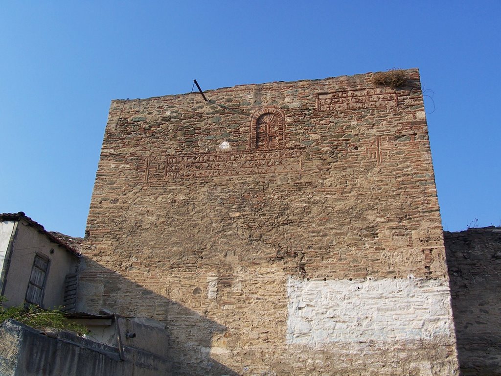 Thessaloniki - city walls by jojina