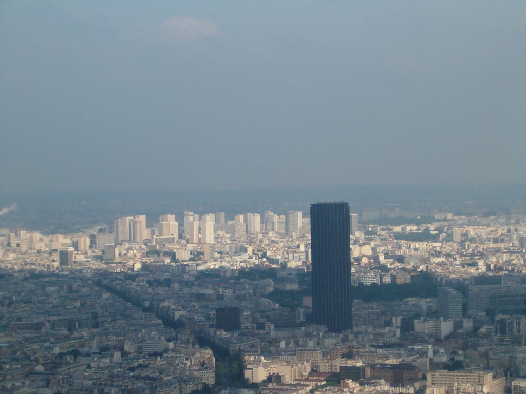 Eiffel Tower: view towards Tour Montparnasse by worldtravelimages.ne…