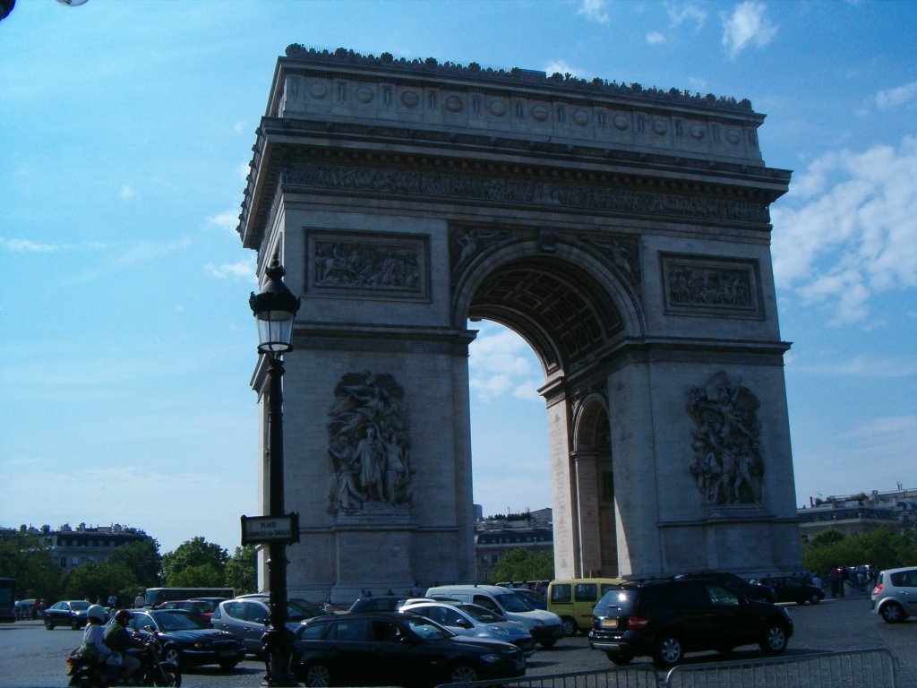 Arch of Triumph by worldtravelimages.ne…