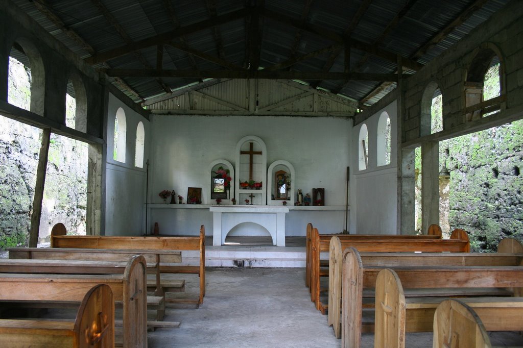 Gui-ob Church Ruins: Small Chapel by onemoreshot