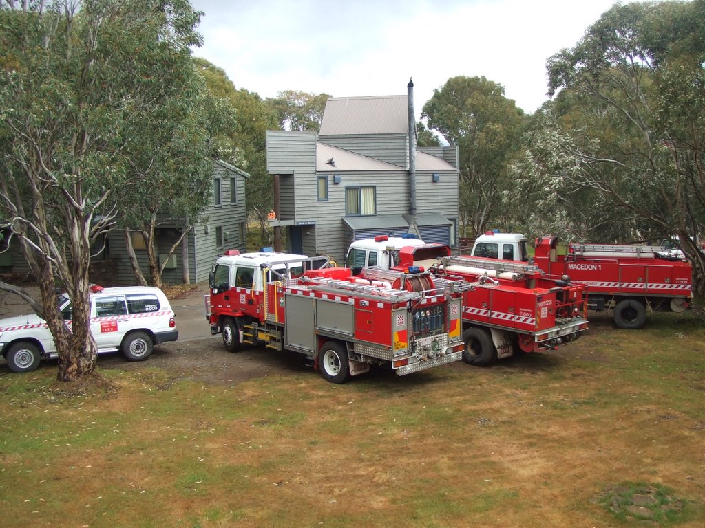 Dinner Plain, 2006 Bushfires by RipleyUnderground