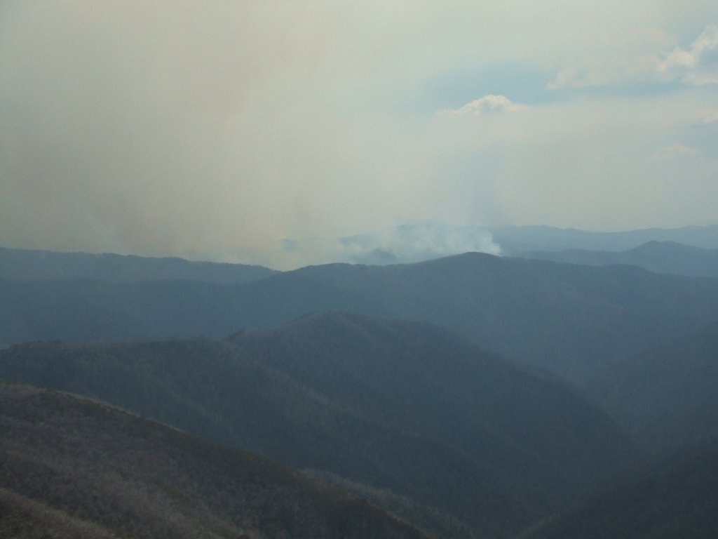 From Mt Hotham, 2006 Bushfires by RipleyUnderground