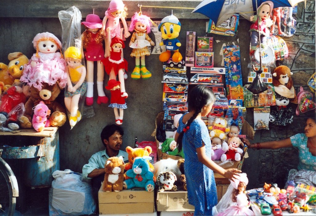 Toys on Makhan Tol by sunmaya