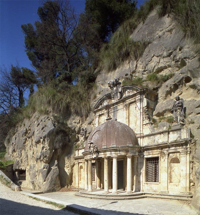 Il tempietto di S.Emidio alle Grotte by mimiriga