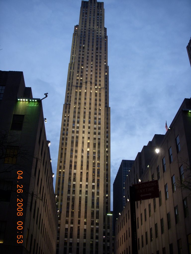 Night in Rockefeller Center by bacha269