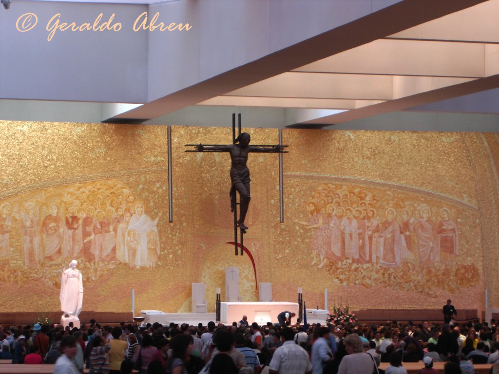 Igreja da Santíssima Trindade (II) by Geraldo Abreu