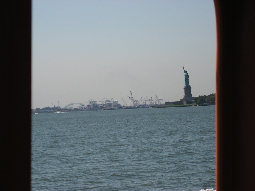 Statue of Liberty by Jesse Scott