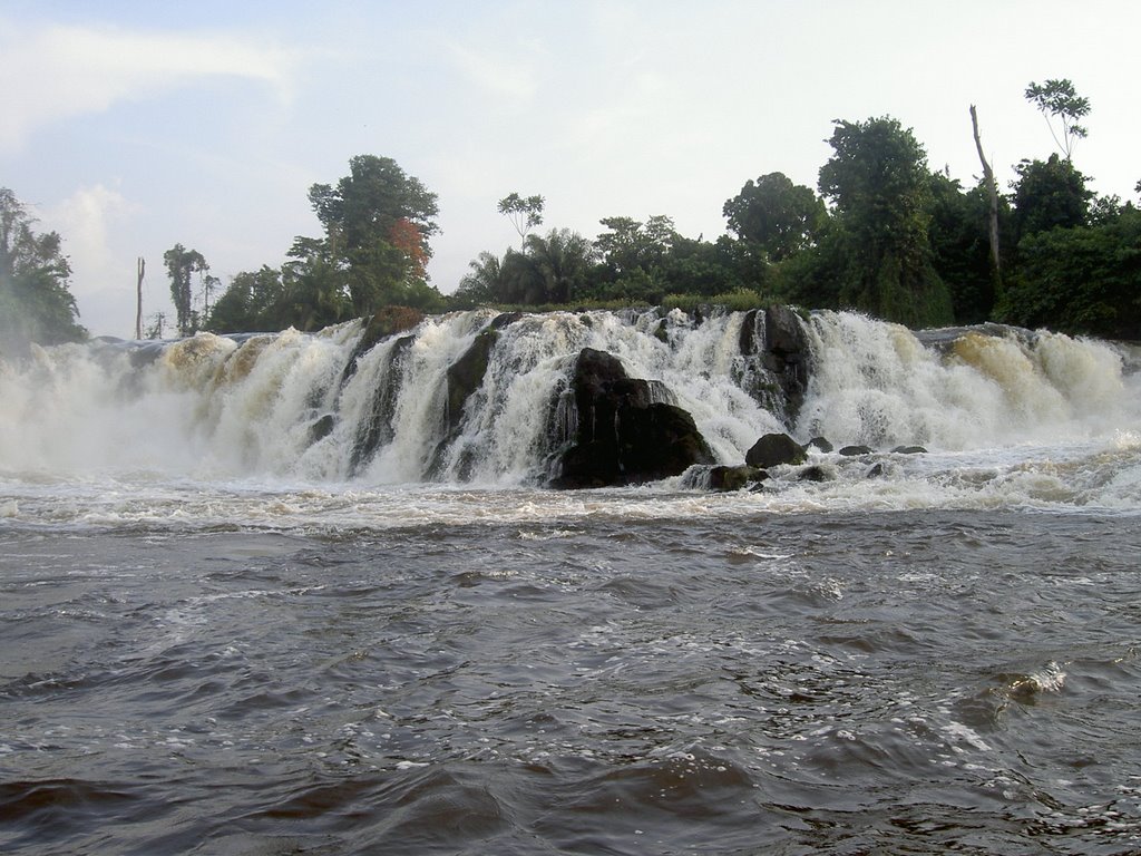 Lobé waterfalls by Alf Stenvall