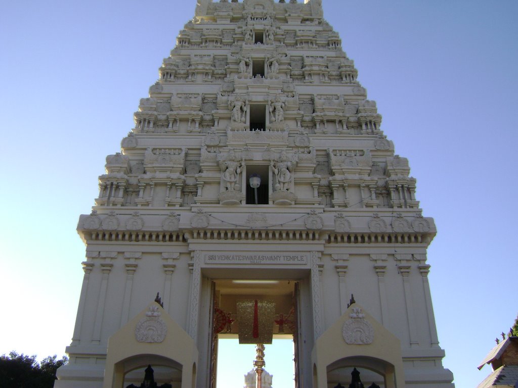 Hindu Temple Set 2 [1600 Las Virgenes Canyon Rd, Calabasas, CA‎] by daychatorn