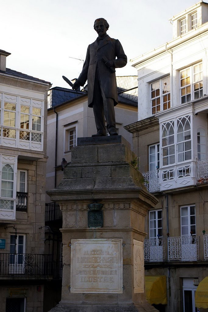 Monumento a Nicomedes Pastor Díaz, Viveiro, Lugo, Galicia by Antonio Alba