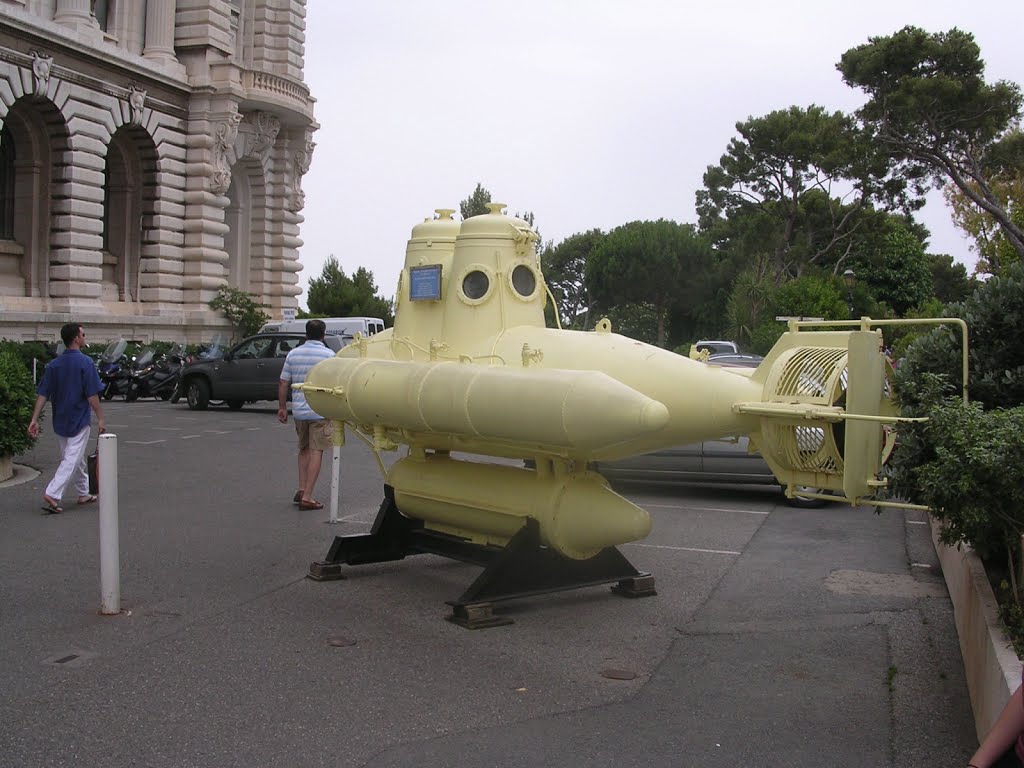 Mónaco/Monaco-Ville (Batíscafo Cousteau) by Majoca