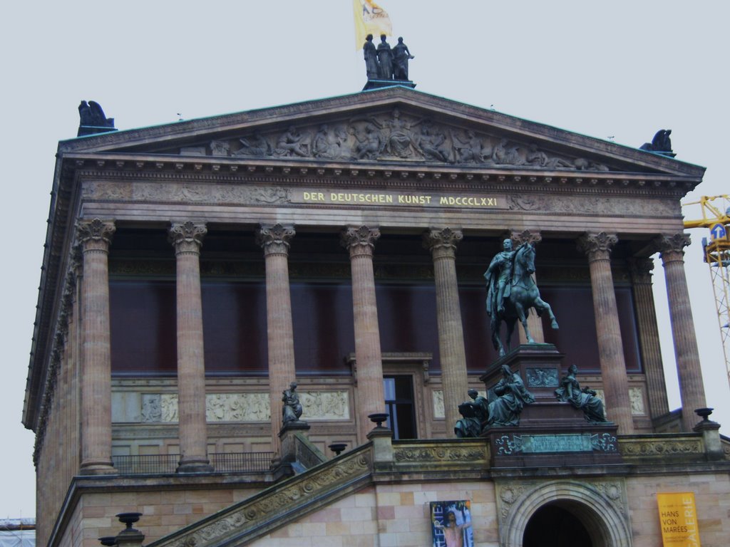 Berlin-Mitte: Die Alte Nationalgalerie by dudeyberlin