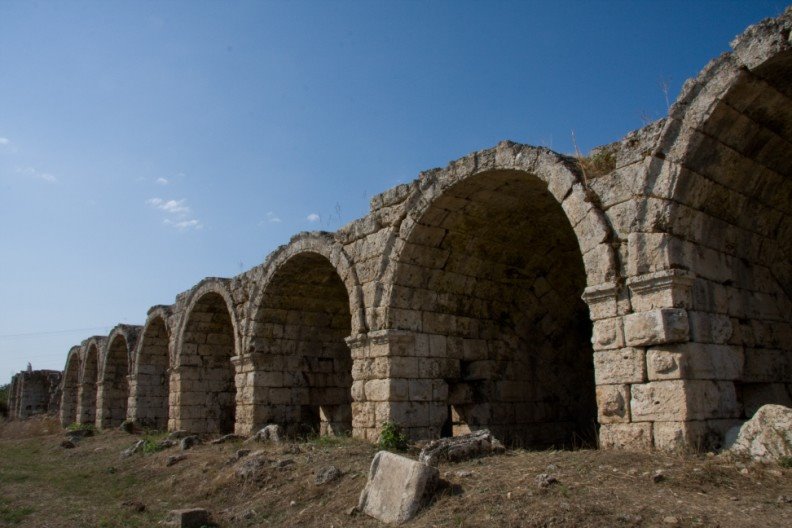 Perge stadion by Jan van Ommen