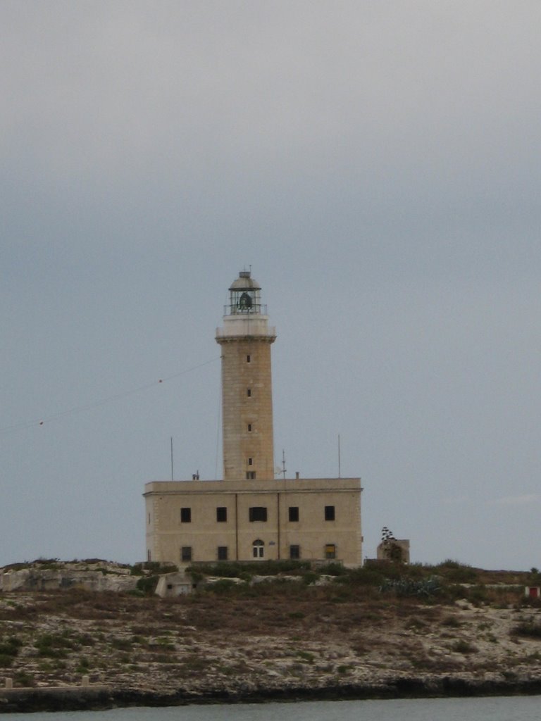 Vieste, Phare by JitkaSpacek