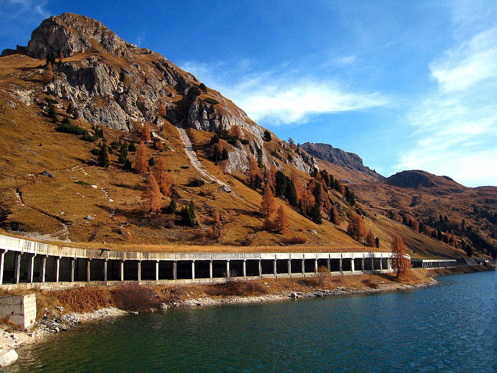 Lago di Fedaia by Carmel Horowitz