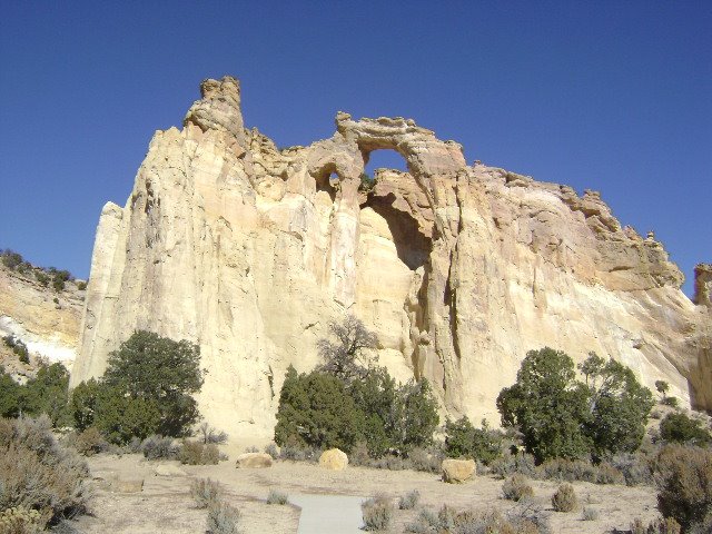 Grosvenor Arch, 1 mile de Cottonwood road by Pyjama